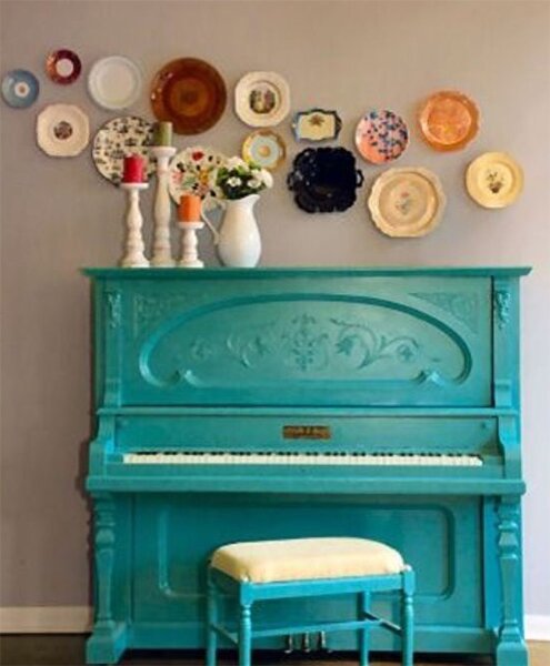 diy wall decor with old plates