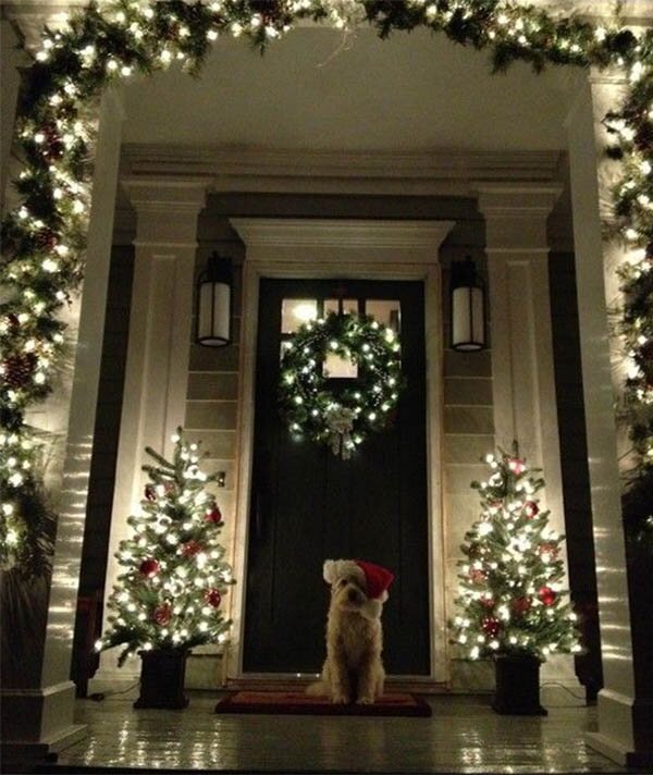 entryway design for christmas