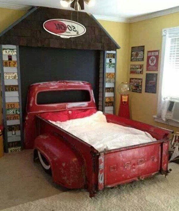 old car themed kid's bed design