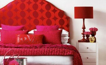 cute red and white bedroom design