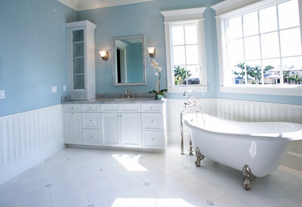 stylish blue bathroom design