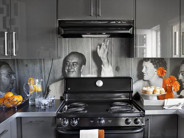 creative kitchen backsplash idea