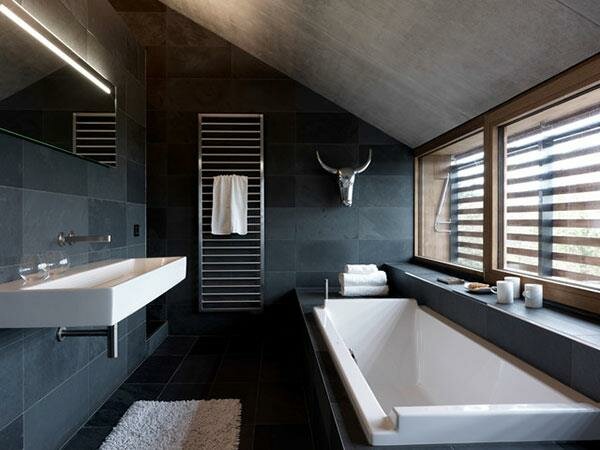 black bathroom decoration 1