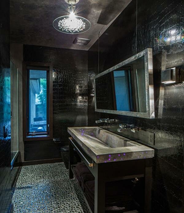 black bathroom design